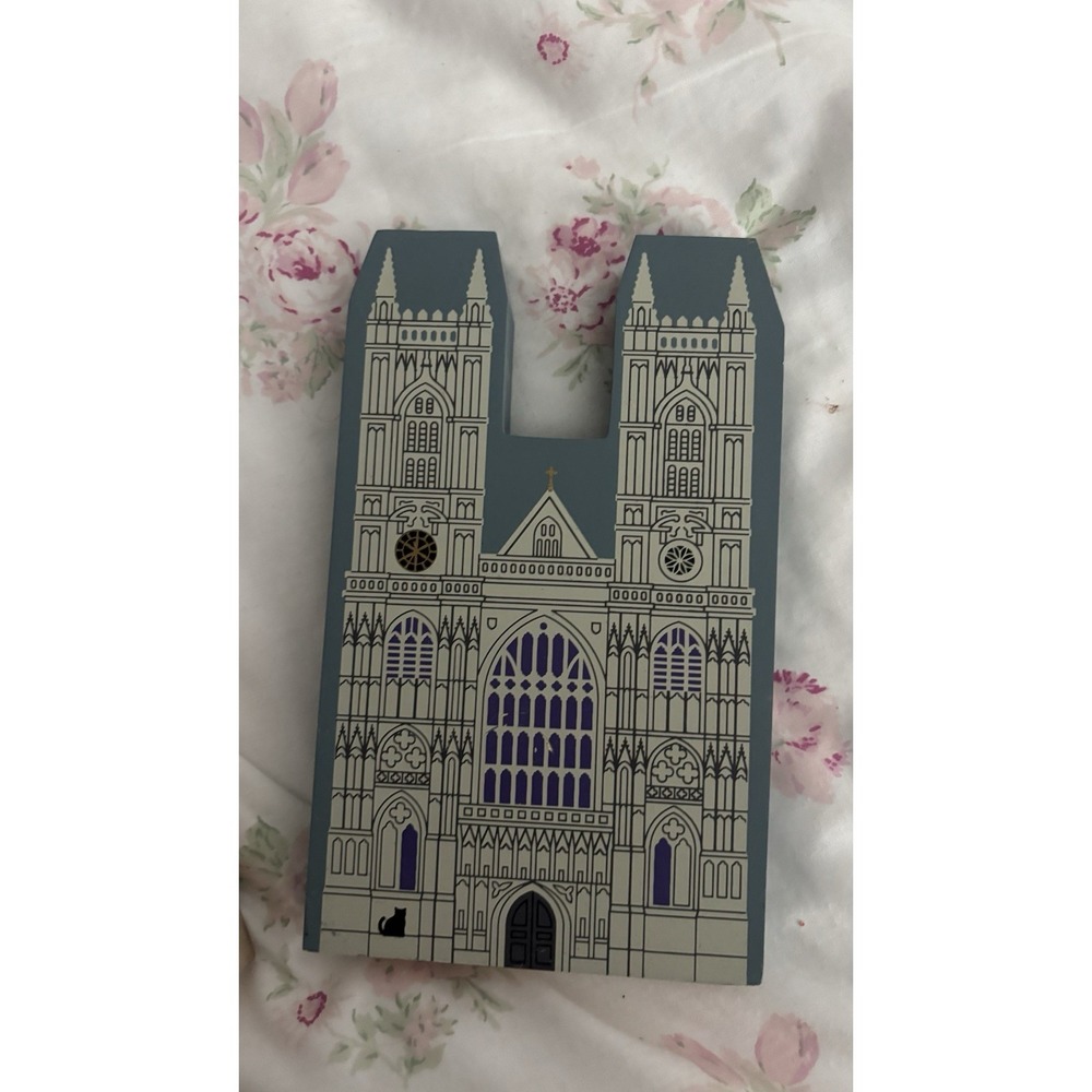 The Cat's Meow Westminster Abbey English Traveler Series Vintage 1995